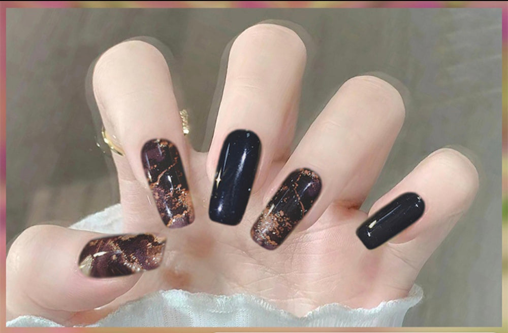 Brown floral nails www.swipeongel.co.uk