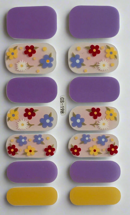 Daisy Chain Delight – Floral Nail Decals www.swipeongel.com