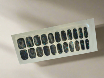  Shiny Dark Blue Nail Stickers for a Glamorous Look www.swpeongel.com