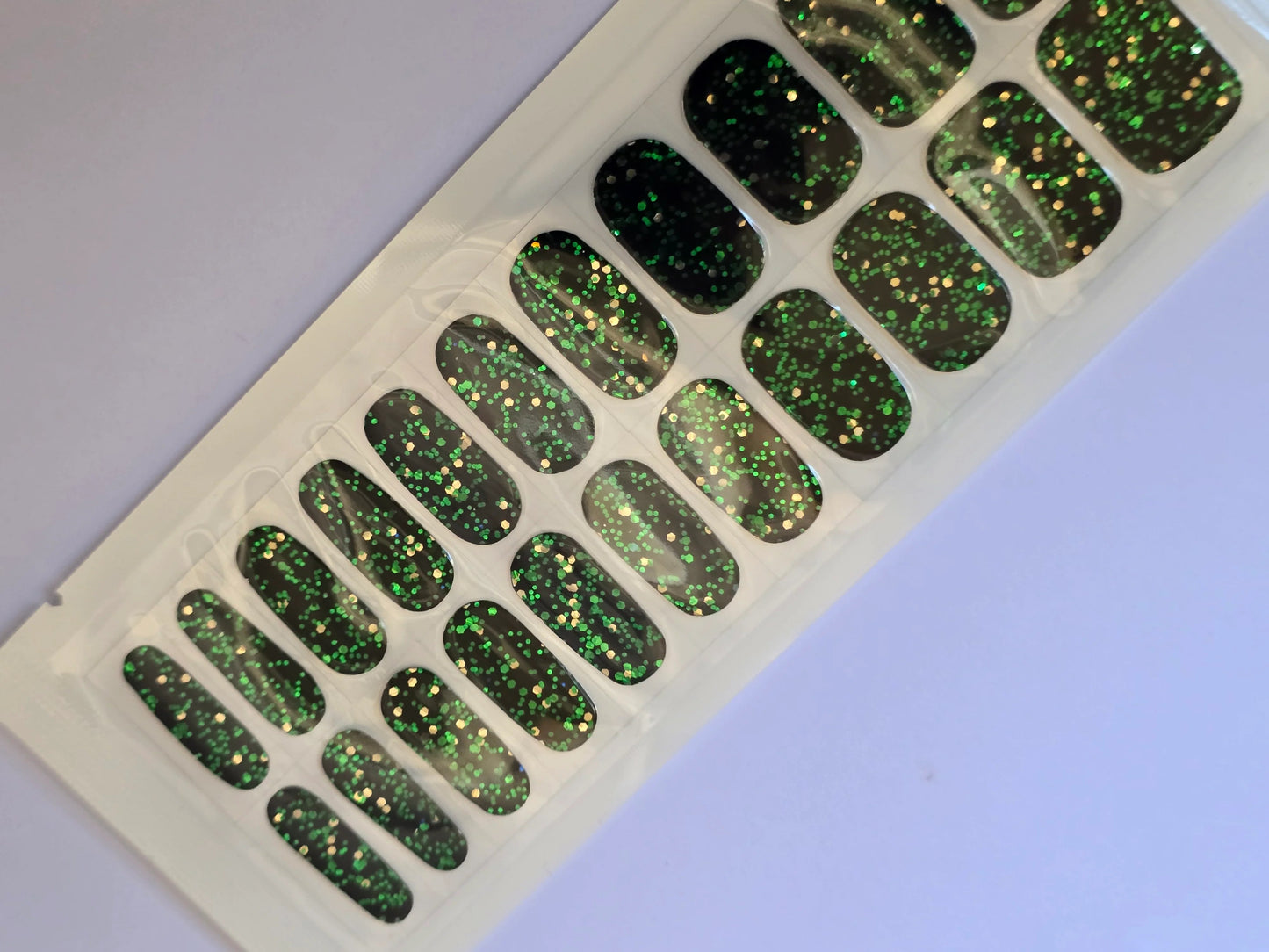 Glitter Sparkle Nail Sticker Gel: Shine Bright with Stunning Designs! www.swipeongel.com
