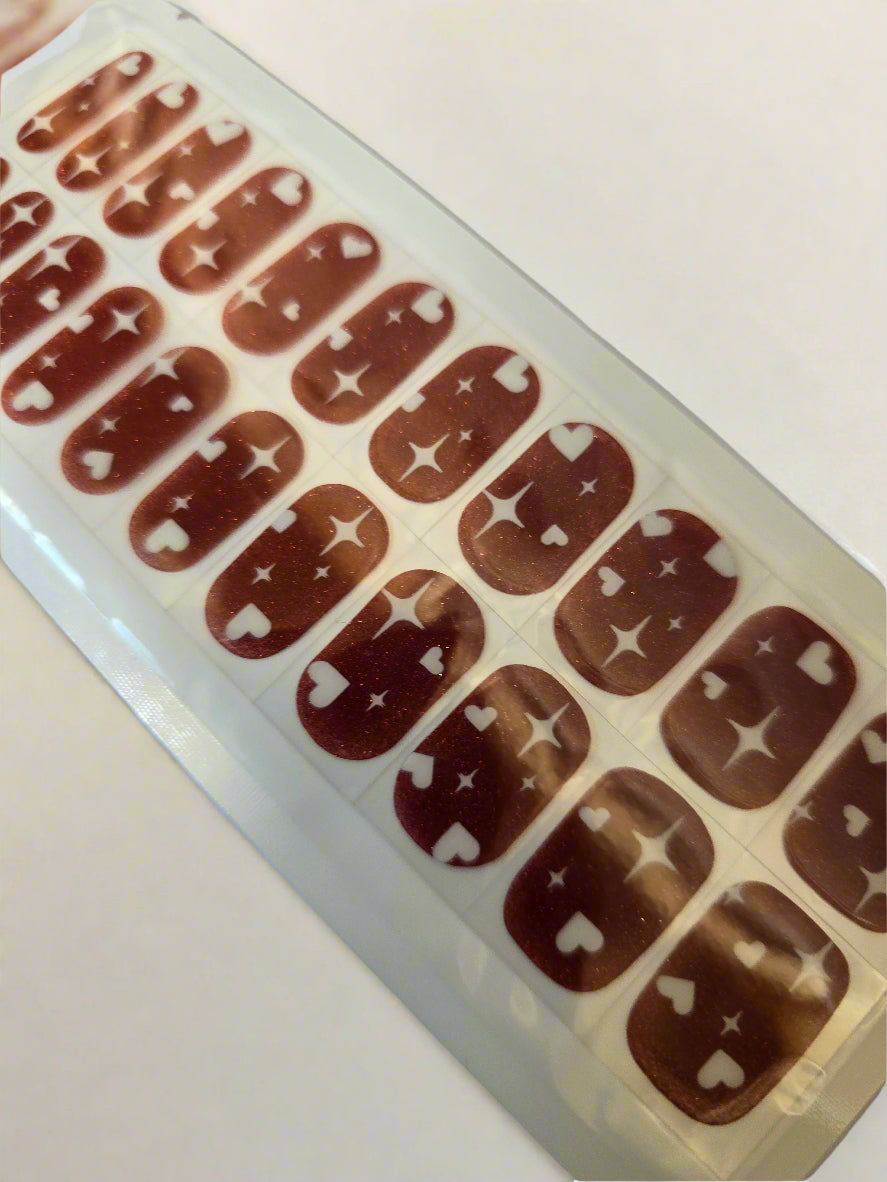 Maroon Oak Nails www.swipgeongel.com