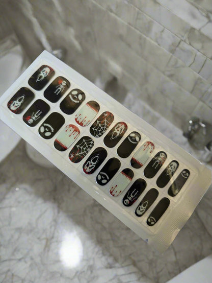 Spooky Black and White Halloween Nail Stickers: Perfect for a Frightfully Fun Manicure! www.swipeongel.com