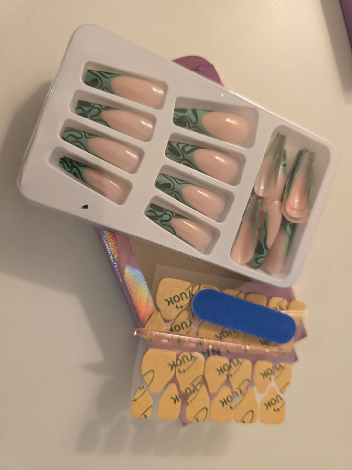 Press Nail 01