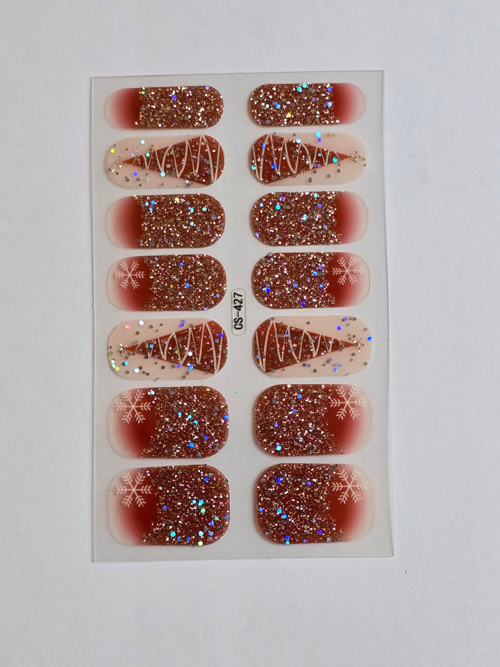Burgundy Shine: Gorgeous Maroon Glitter Nails"