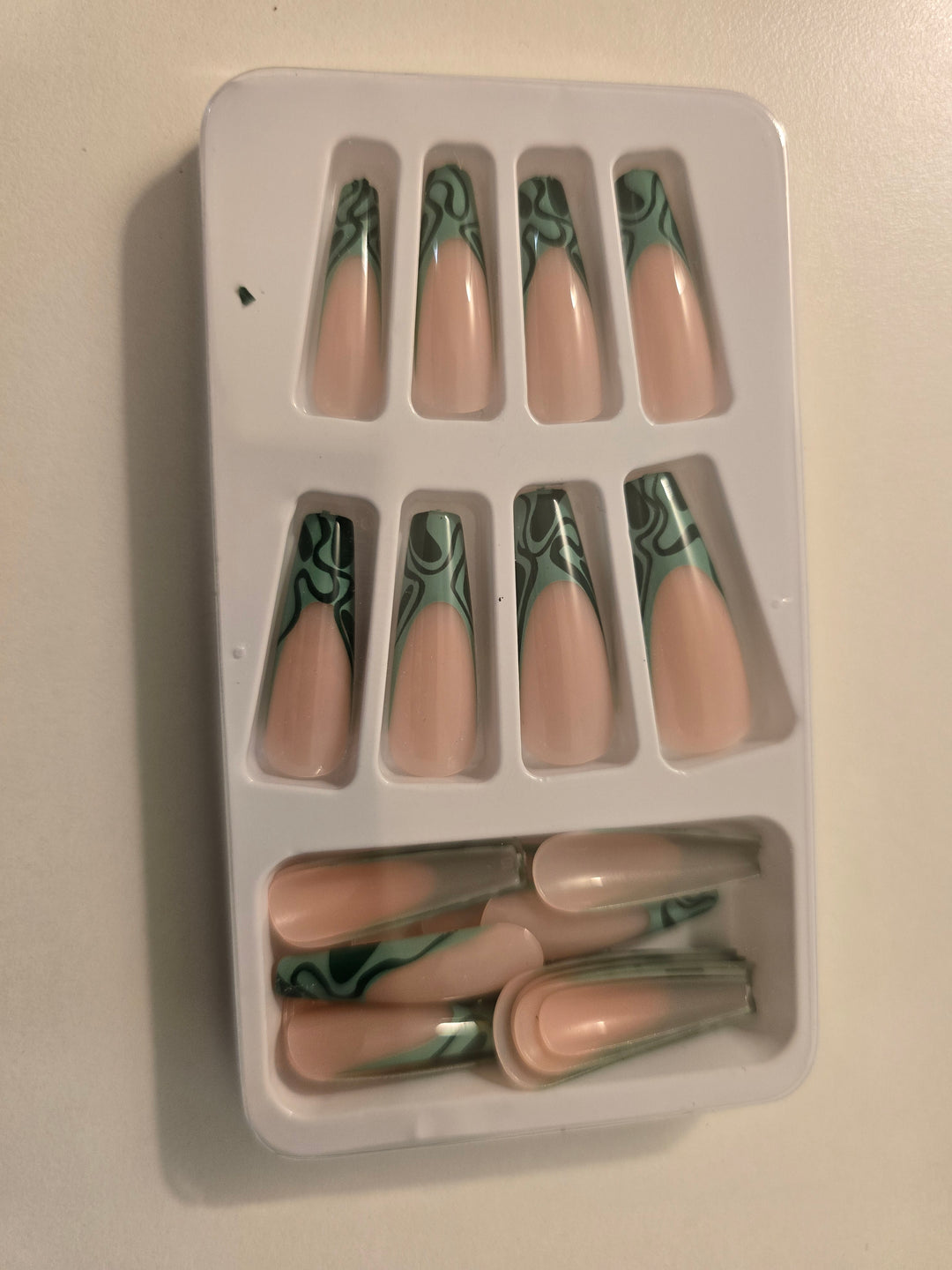 Press Nail 01