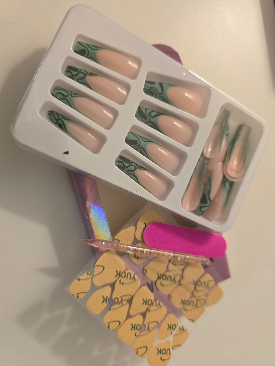 Press Nail 01