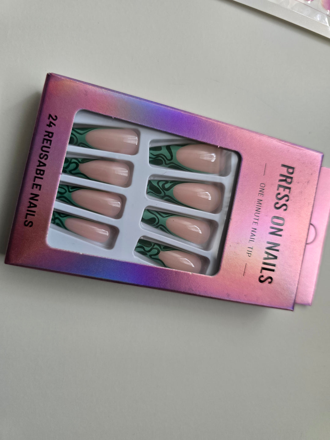 Press Nail 01
